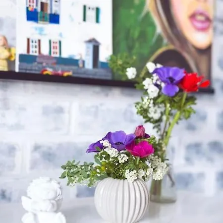 公寓 Lovely & Cosy With A Spacious Balcony *