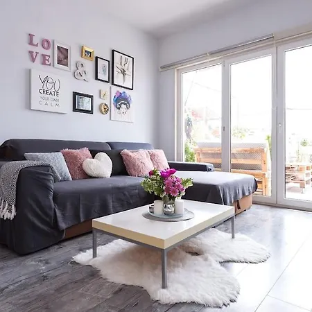 Lovely & Cosy With A Spacious Balcony 公寓 斯普利特